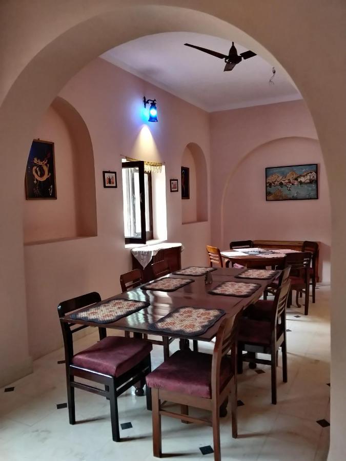 Sankhu Niwas Hotel Bikaner Exterior photo