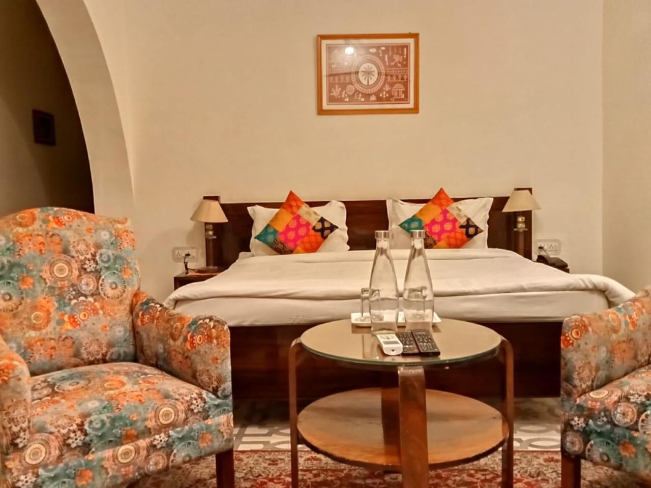 Sankhu Niwas Hotel Bikaner Room photo
